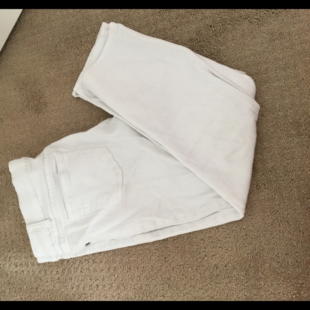 White capris